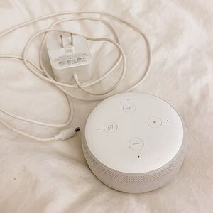 Amazon Echo Dot Speaker with Charger - White